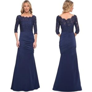 NWT La Femme Size 8 Lace Navy Ruched 3/4 Sleeve Formal Gown
